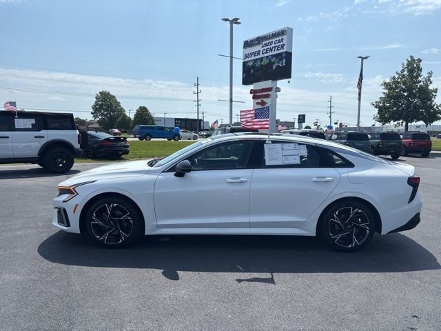 Certified Used 2025 Snow White Pearl Kia GT-Line image 11