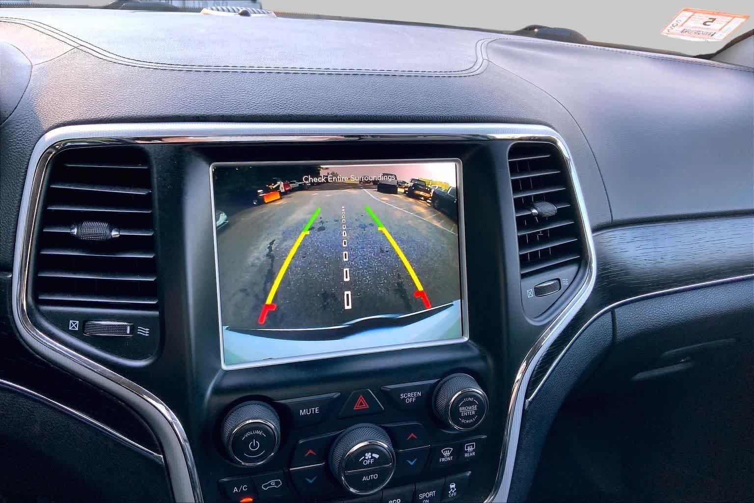 Used 2018 Bright White Clearcoat Jeep Summit image 29