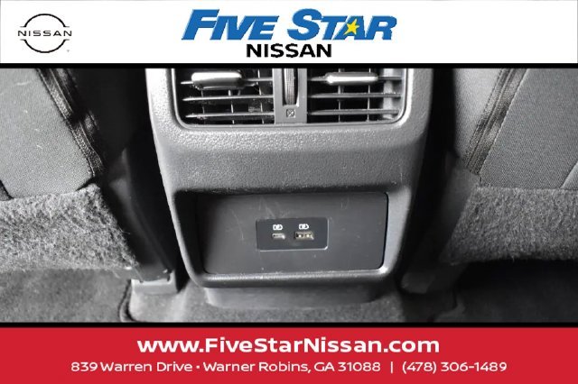 Used 2021 White Nissan SV image 10