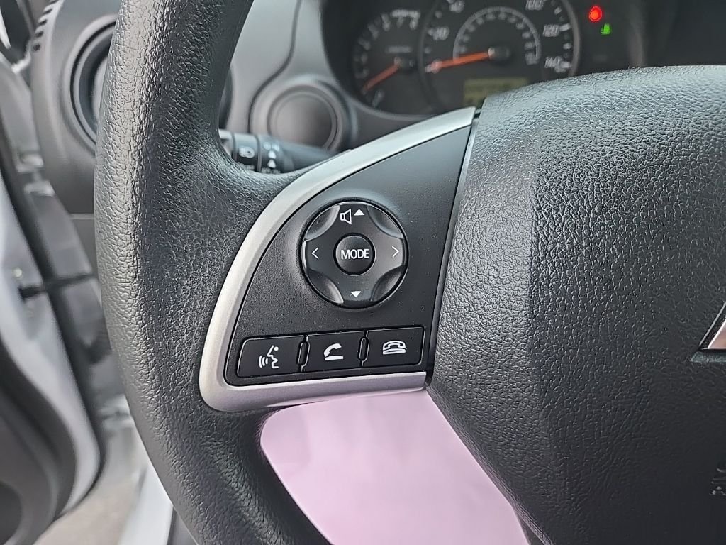 Used 2024  Mitsubishi  image 18