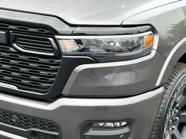 New 2026 Granite Crystal Metallic Clearcoat RAM Big Horn/Lone Star image 11