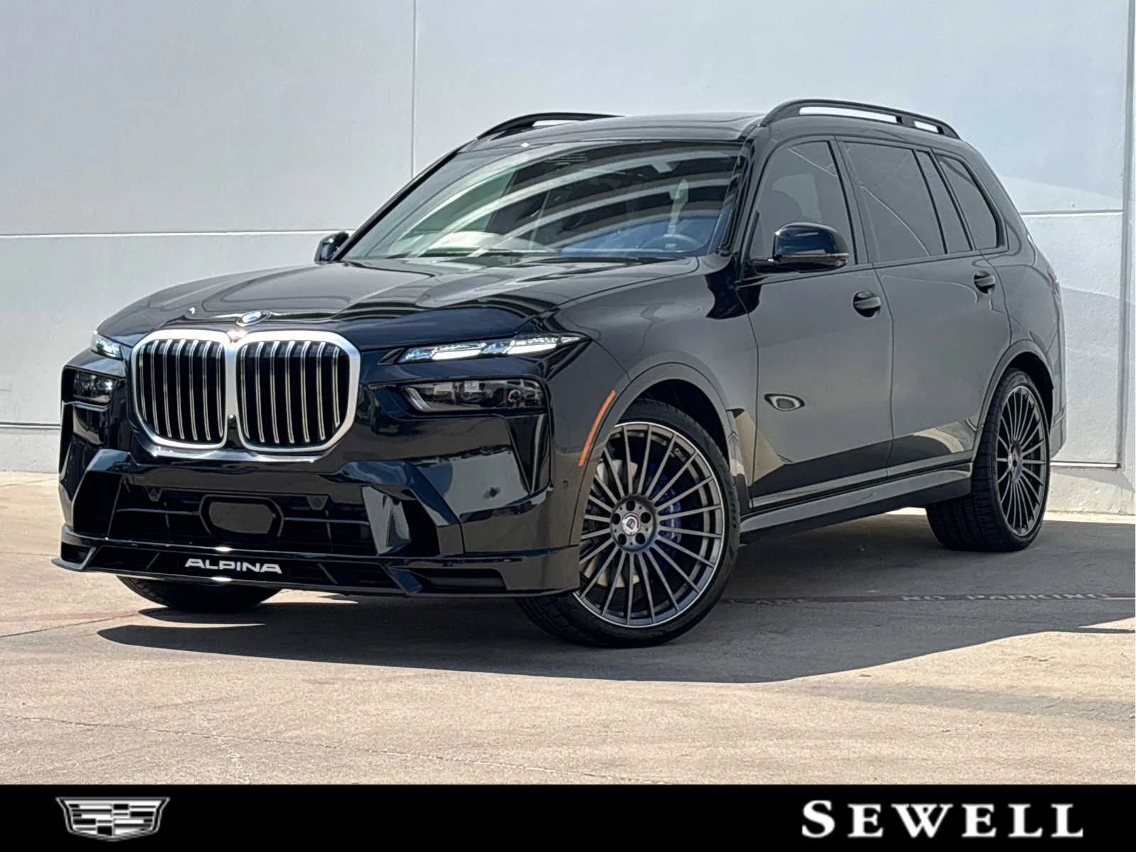 2026 BMW X7 ALPINA XB7's photo