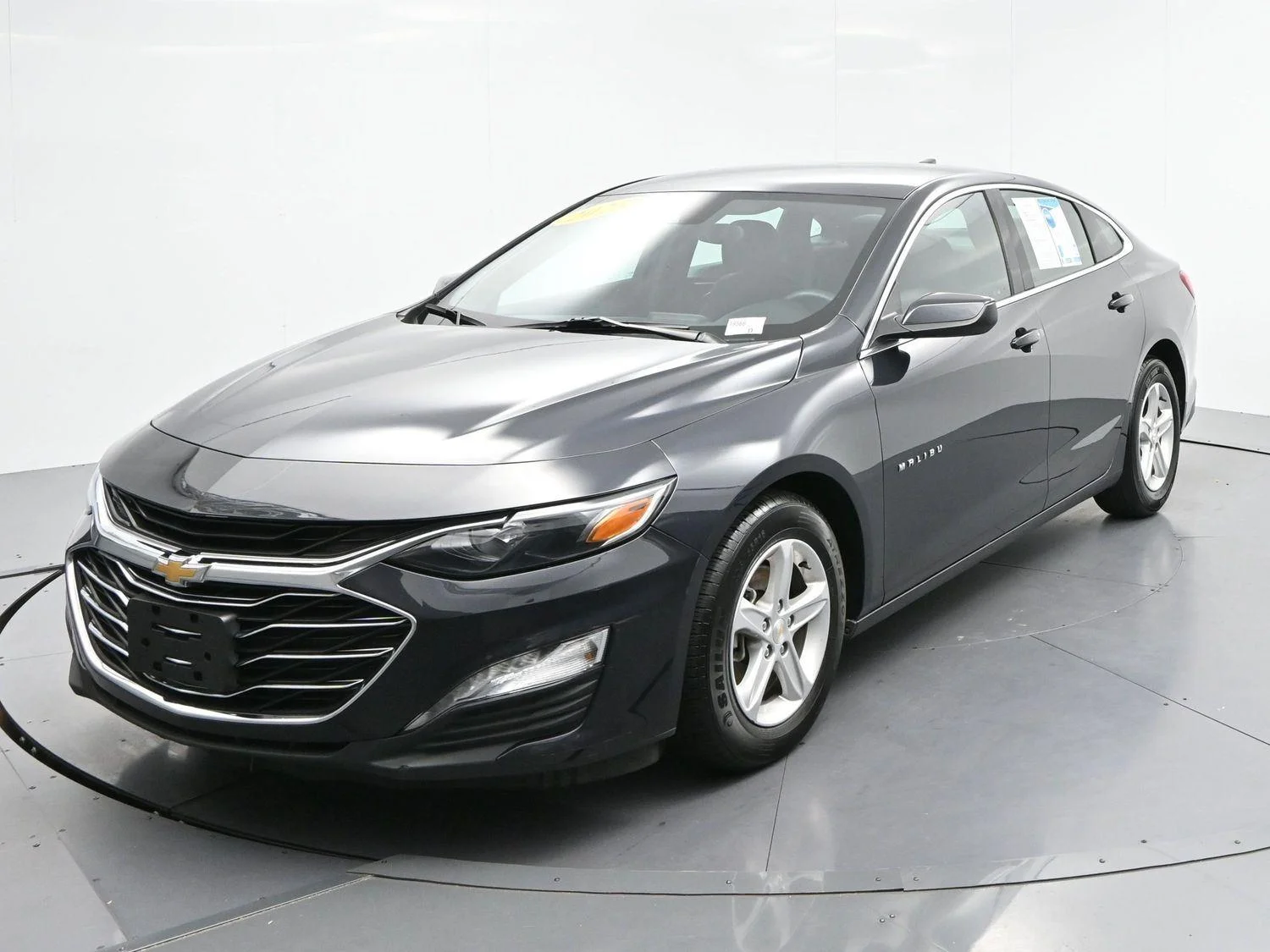Used 2023 Dark Ash Metallic Chevrolet LT image 3