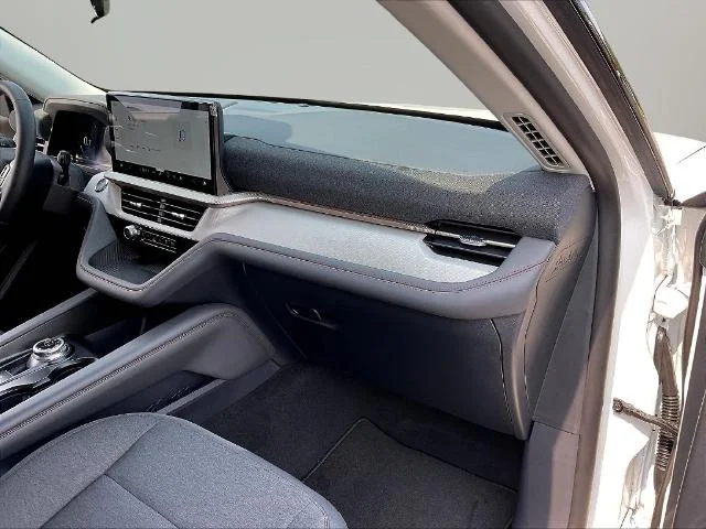New 2026 Star White Metallic Tri-Coat Ford Active image 67
