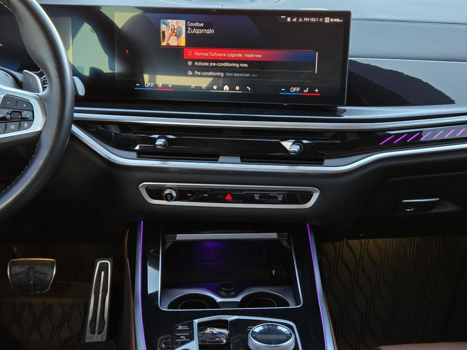 Used 2024 Black Sapphire Metallic BMW M60i image 32