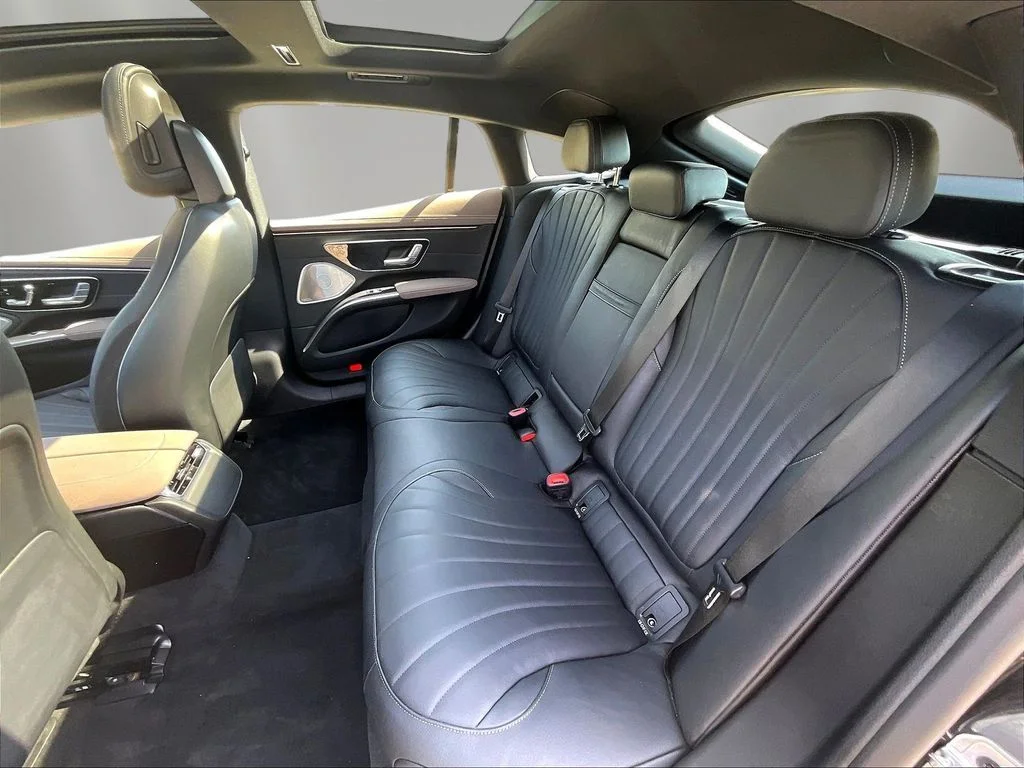 Used 2023  Mercedes-Benz 450 image 22