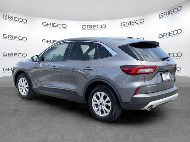 Used 2024 Gray Ford Active image 5