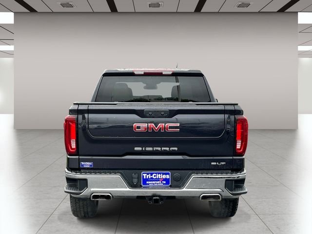 Used 2023 Silver GMC SLT image 4