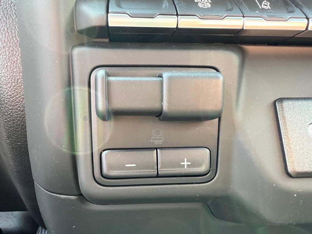 2025 GMC Sierra 2500HD Pro - Photo 8