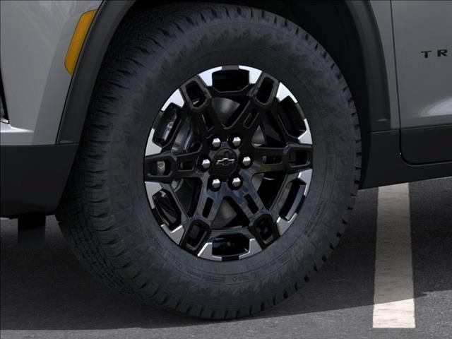 2027 Chevrolet Traverse Z71 - Photo 9