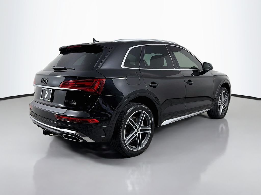 Used 2023 Black Audi 55 Premium image 5
