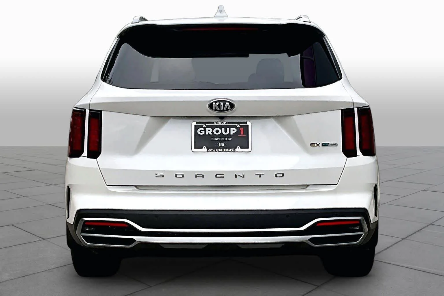 Used 2021 Snow White Pearl Kia EX image 5