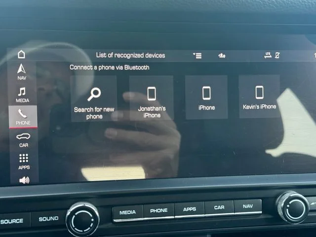 2021 Porsche Macan S - Photo 28