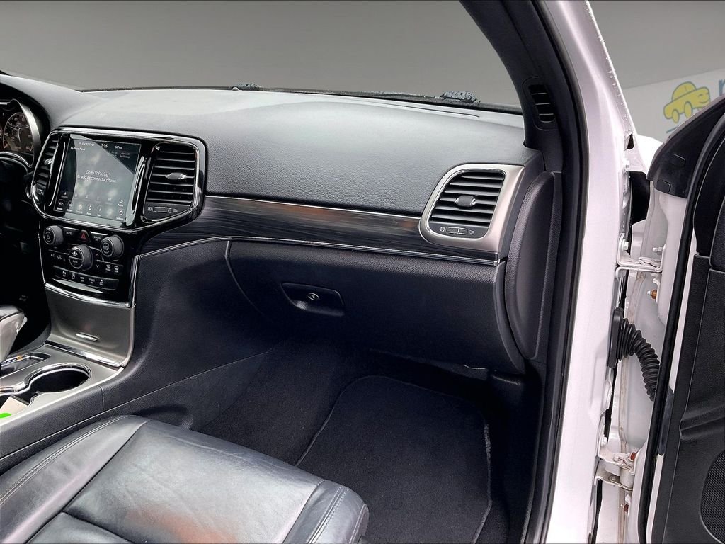 Used 2020 Bright White Clearcoat Jeep Limited image 13