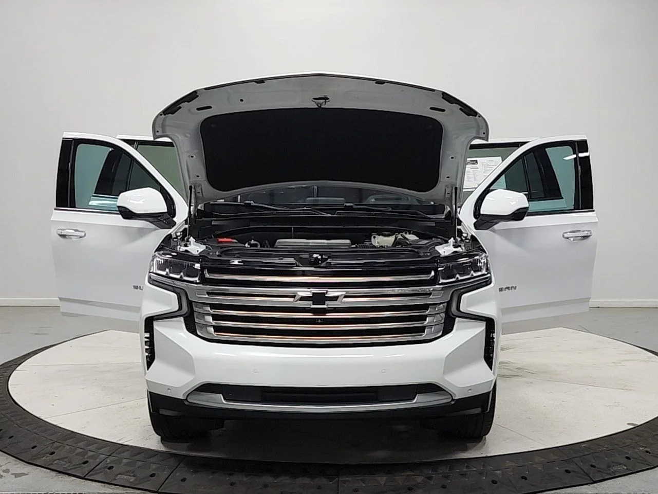 Used 2021 Summit White Chevrolet High Country image 10