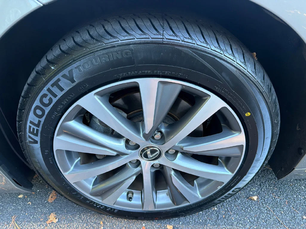 Used 2019 Silver Lexus 350 image 11