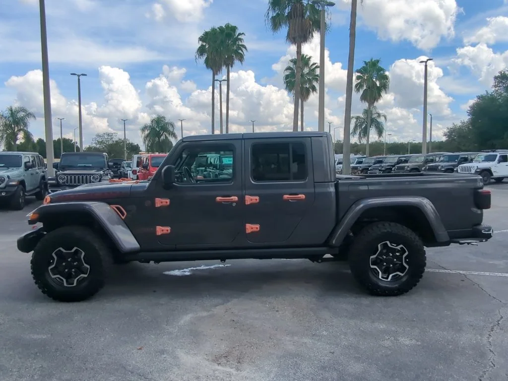 Used 2021 Gray Jeep Rubicon image 8