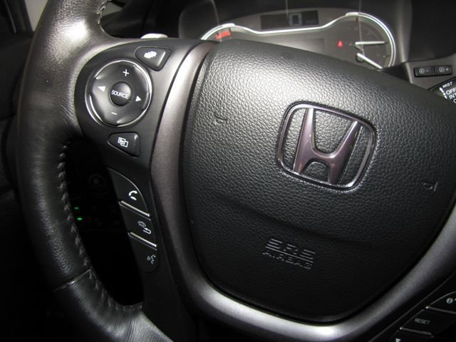 Certified Used 2023 Platinum White Pearl Honda RTL-E image 5