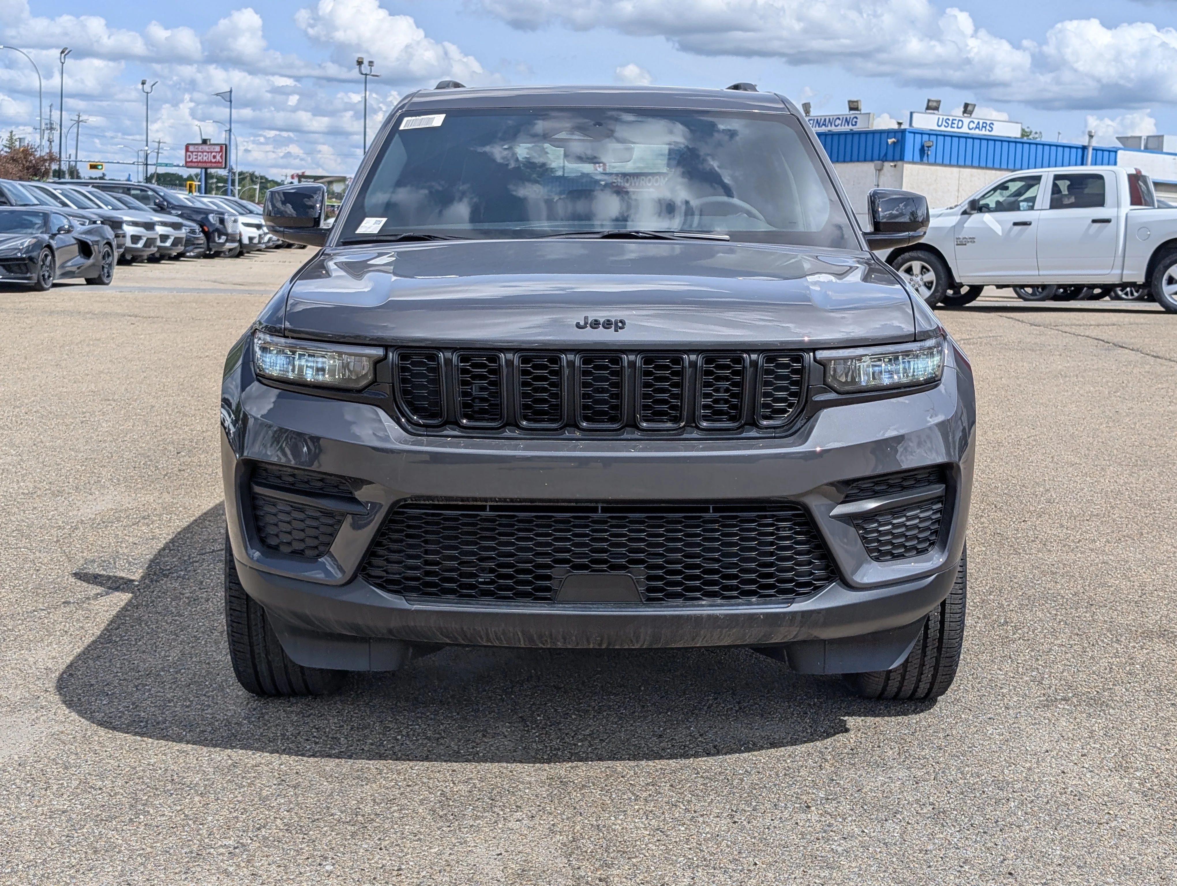 New 2025 Baltic Grey Metallic Jeep Altitude image 10