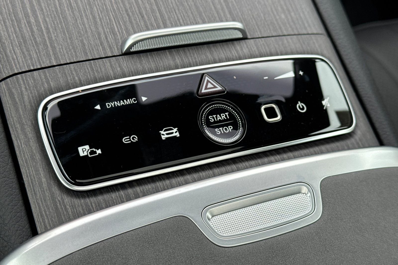 New 2026 Black Mercedes-Benz 400 image 23