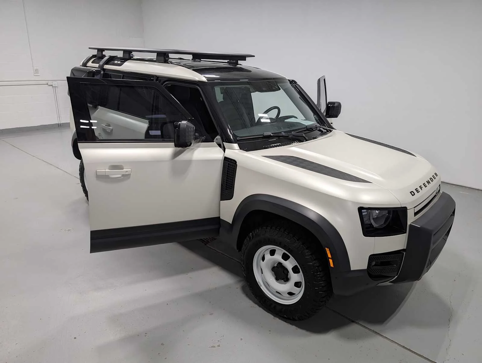 Used 2024 Pearl White satin exterior wrap Land Rover S image 17