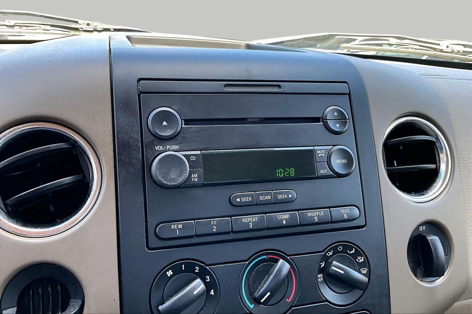 Used 2005 Dark Shadow Grey Metallic Ford XLT image 26