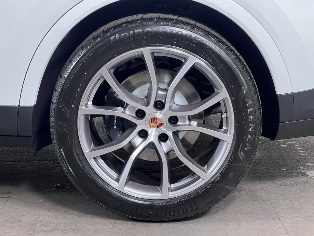 New 2026 White Porsche  image 12