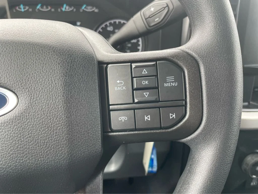 New 2026 Oxford White Ford F-250® XL image 19