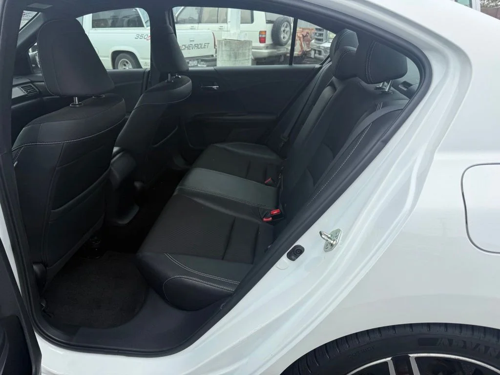 Used 2017 White Honda Sport image 5