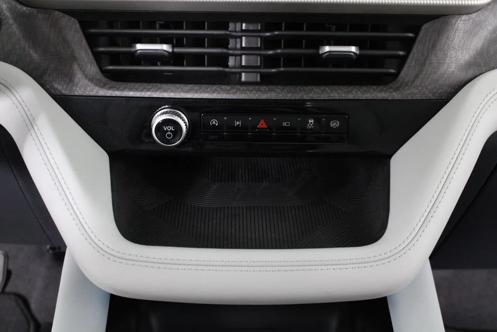 2026 Ford Explorer Platinum - Photo 30
