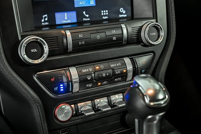Used 2019 Shadow Black Ford GT image 25