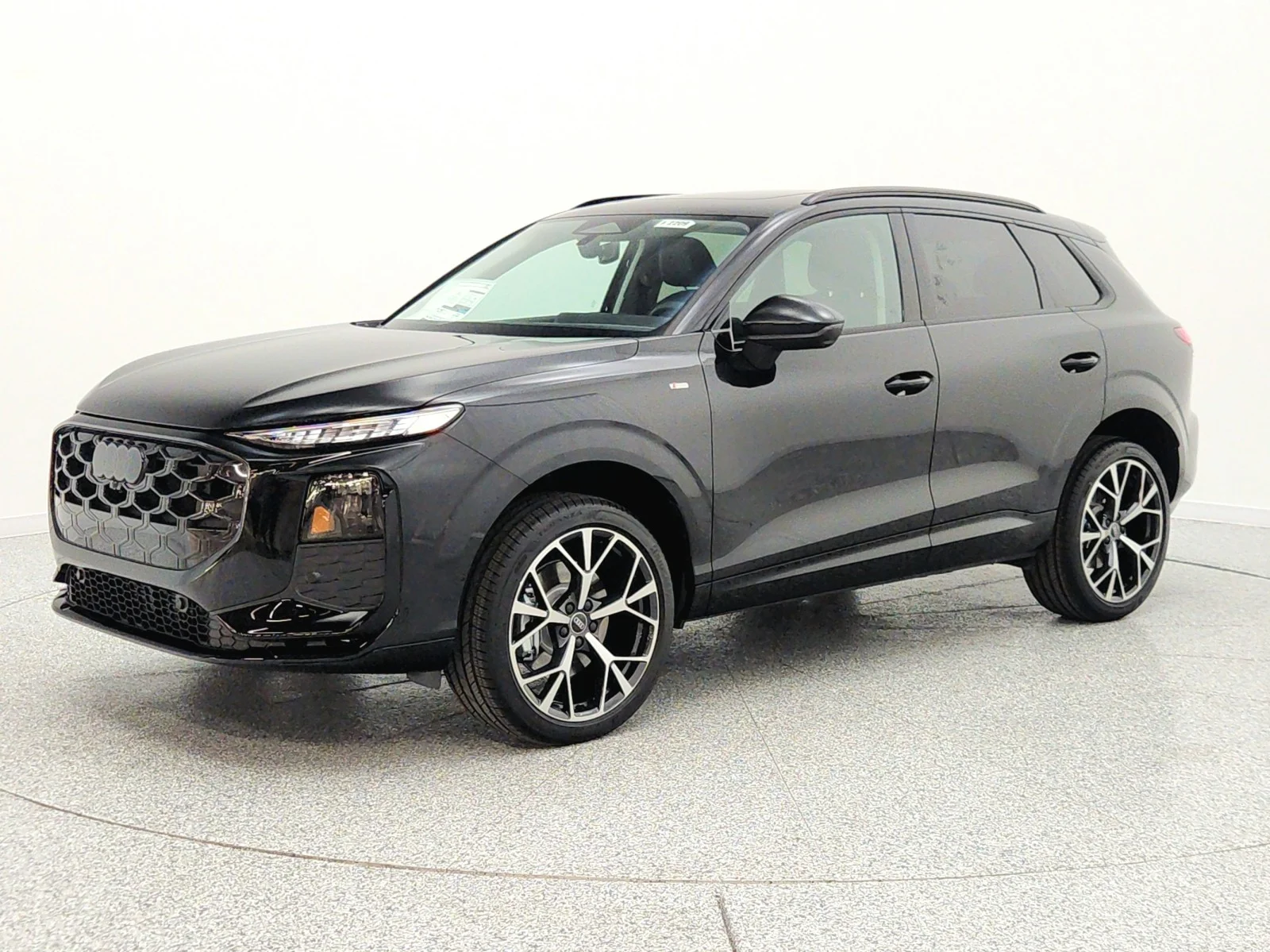 2026 Audi Q3 S line quattro's photo