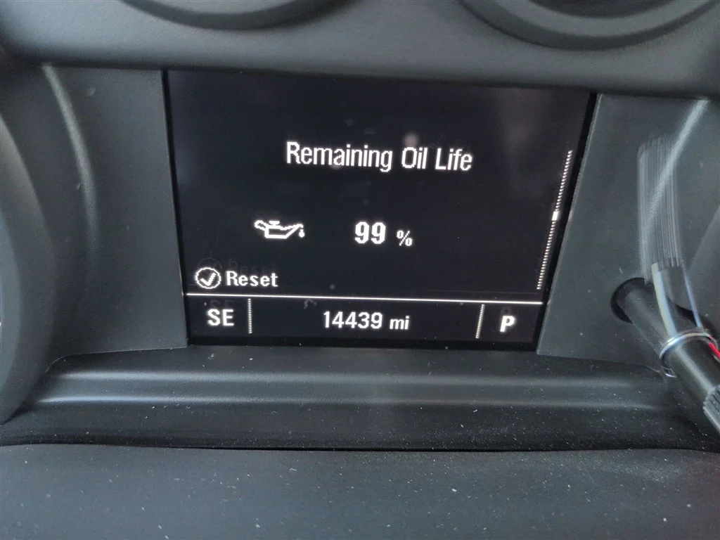 Used 2023 Summit White Chevrolet WT image 12