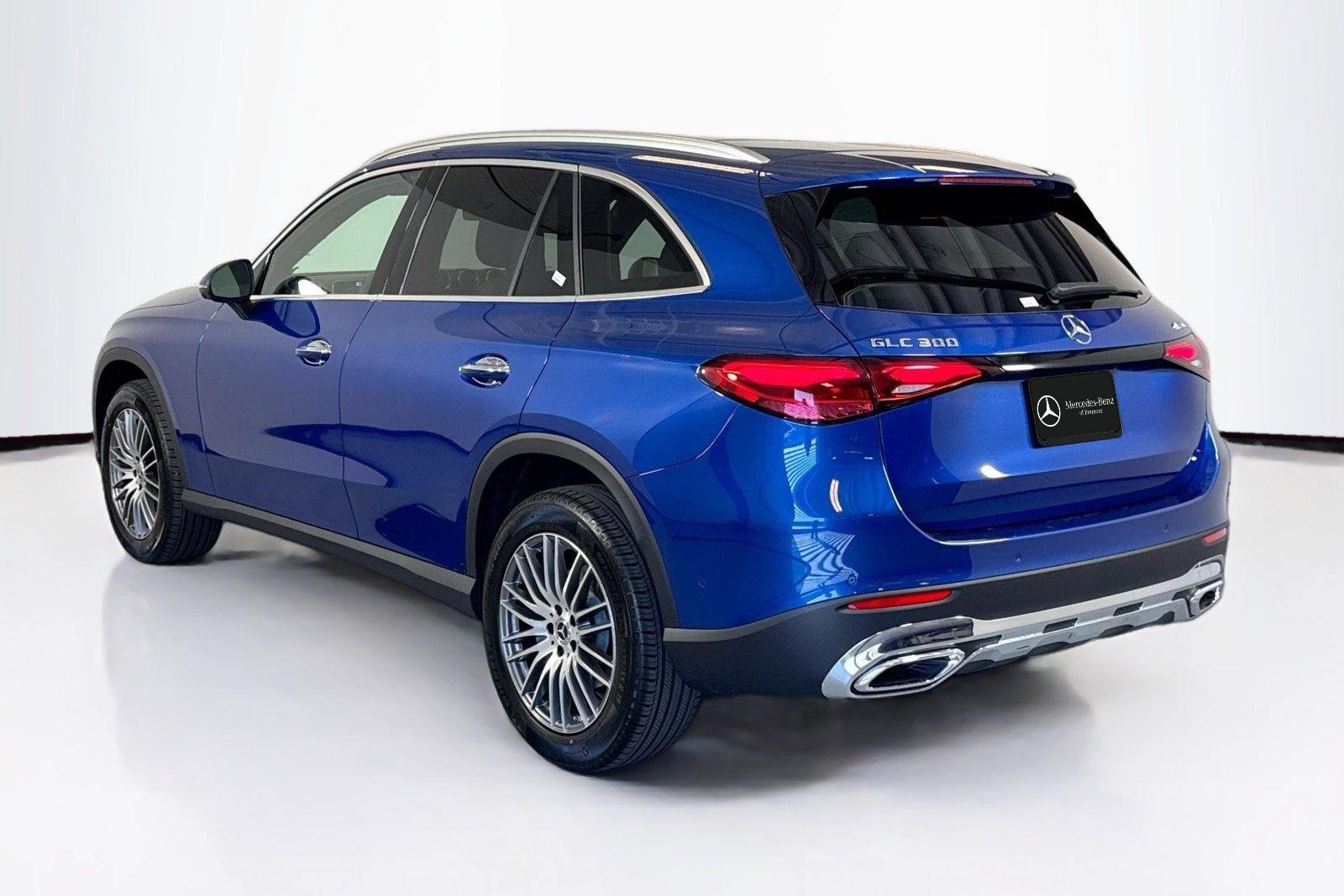 New 2026 Starling Blue Metallic Mercedes-Benz GLC 300 image 7