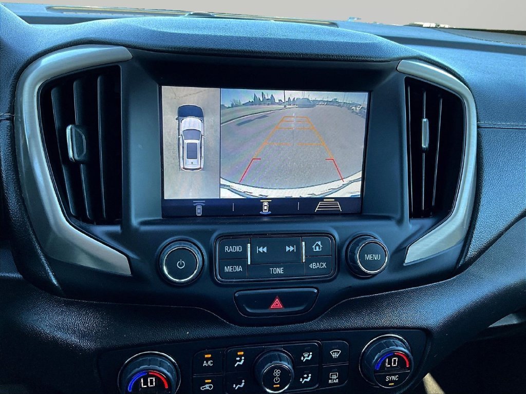 Used 2018 White GMC Denali image 15