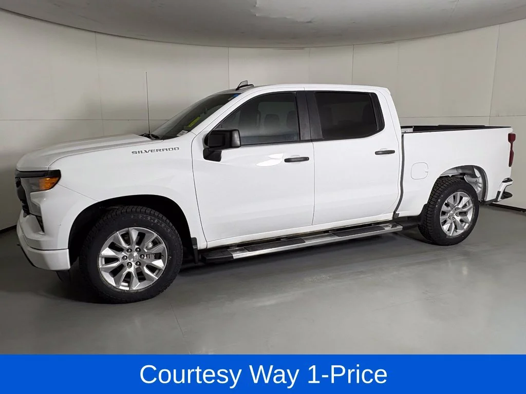 Used 2024 Summit White Chevrolet Custom image 6