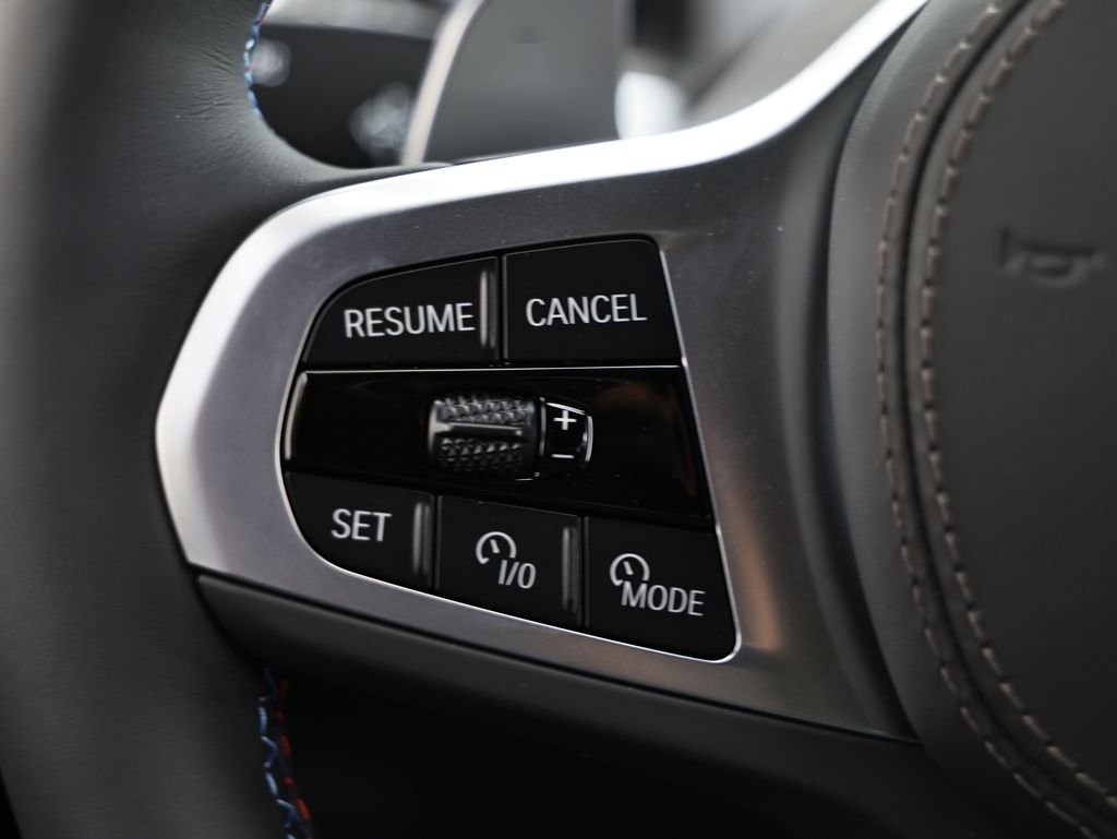 2026 BMW X5 M60i - Photo 36