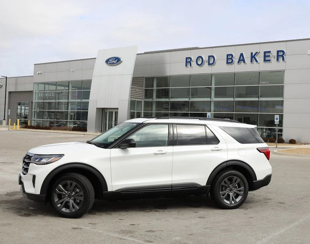 2026 Ford Explorer Active 4WD's photo