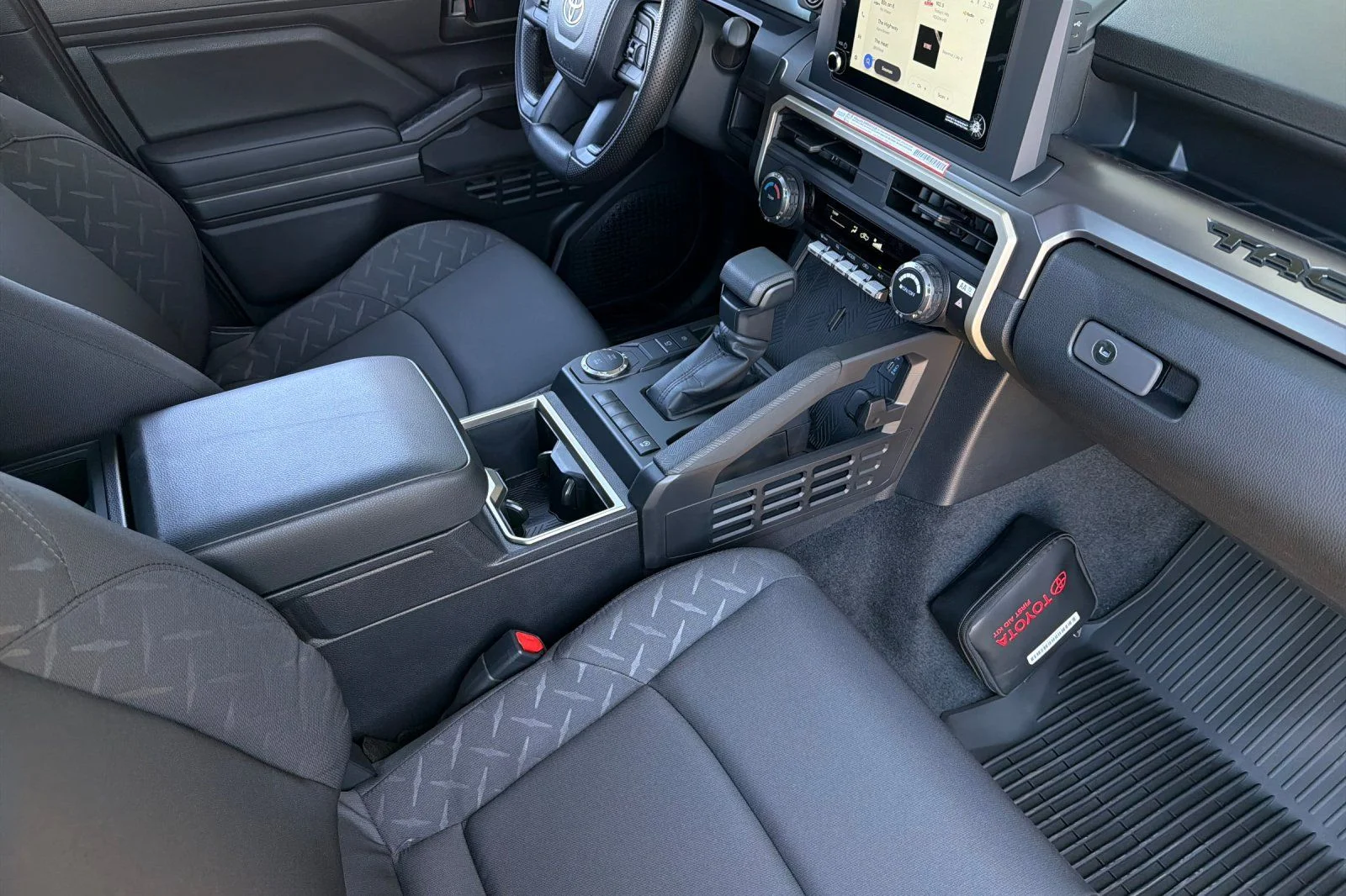 New 2026 Ice Cap Toyota SR5 image 15