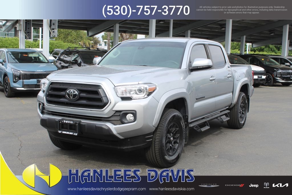 Used 2022 Silver Toyota SR5 image 3