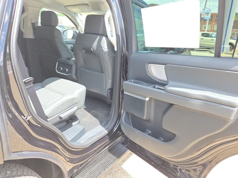 New 2026 Agate Black Metallic Ford Active image 20