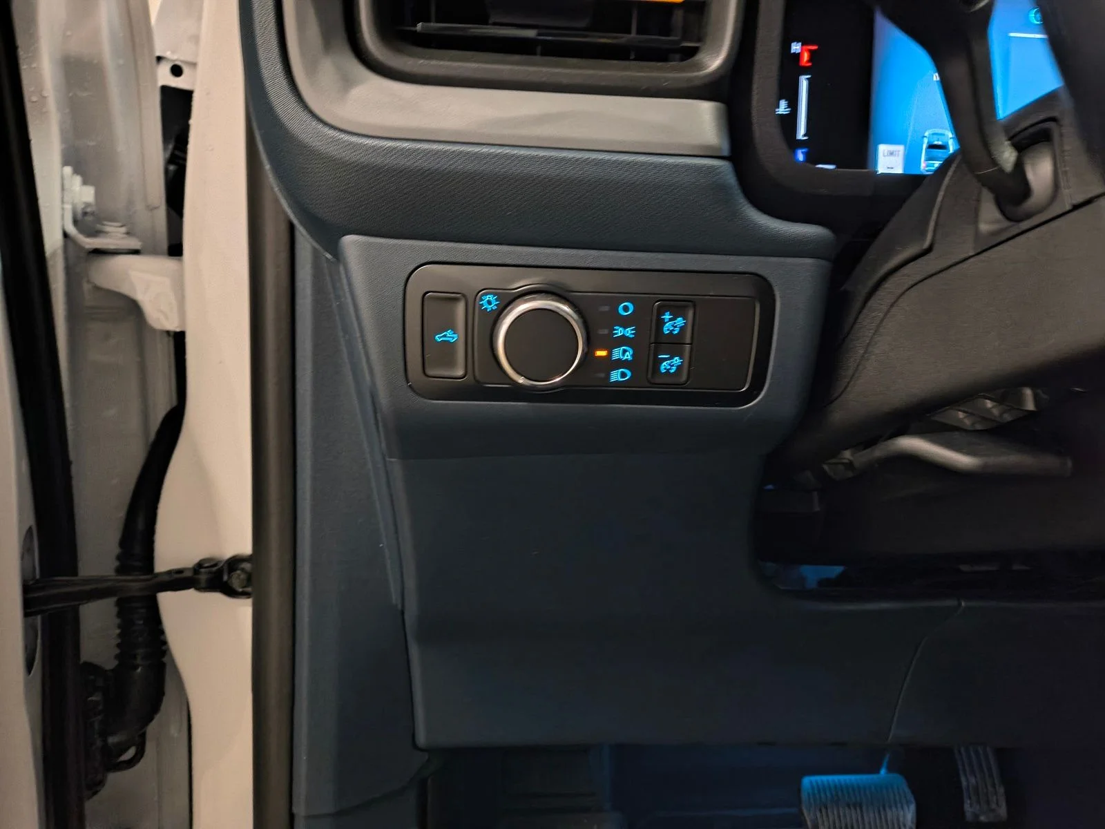 2025 Ford Maverick Tremor - Photo 28