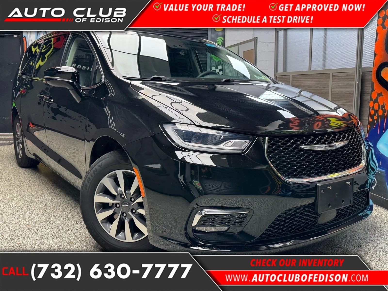 2024 Chrysler Pacifica PHEV