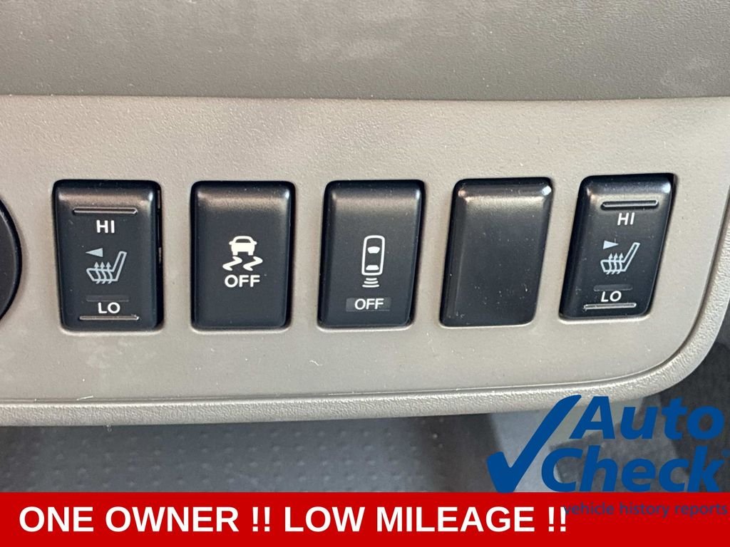 Used 2020 Silver Nissan SV image 31