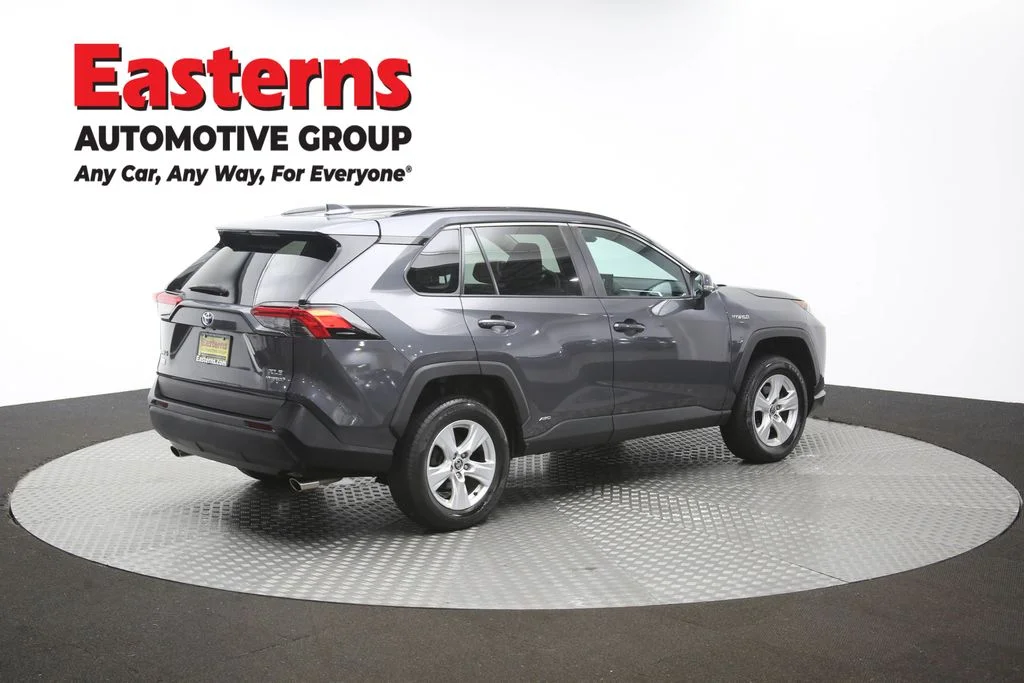 Used 2021 Gray Toyota XLE image 41