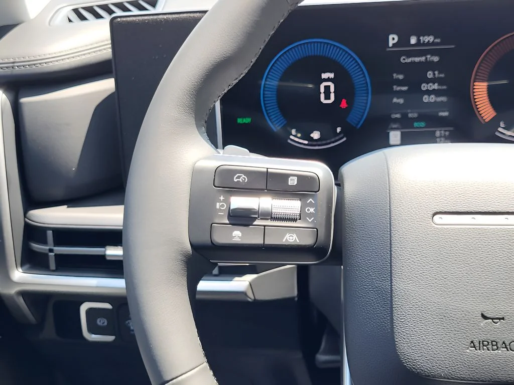 New 2026 Ecotronic Gray Hyundai SE image 13