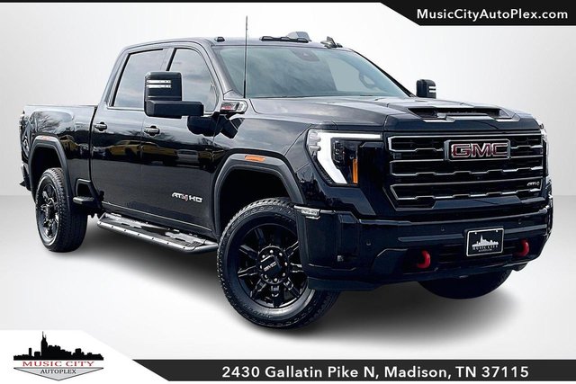 2025 GMC Sierra 2500HD 4WD Crew Cab Standard Bed AT4