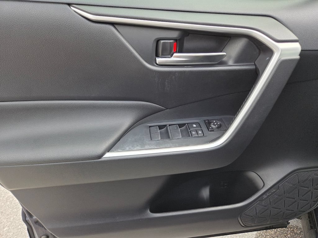 Used 2022 Blueprint Toyota XLE Premium image 30