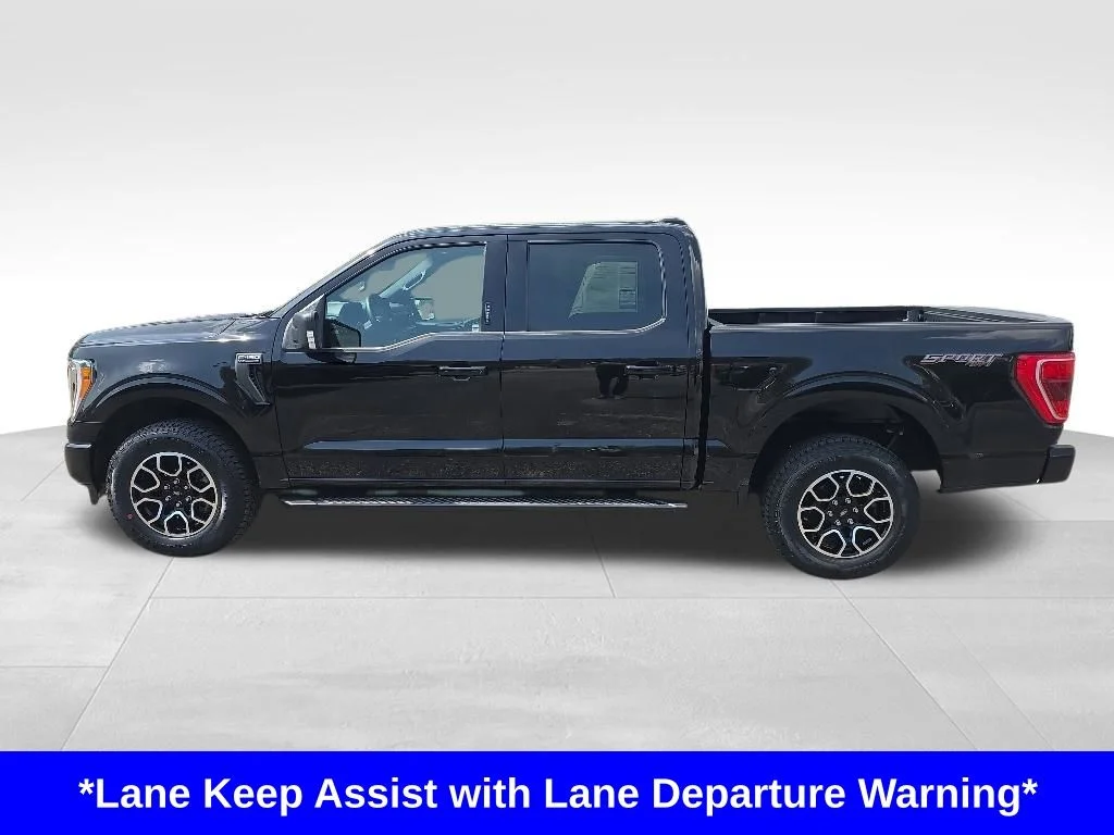 Used 2023 Black Ford XLT image 10