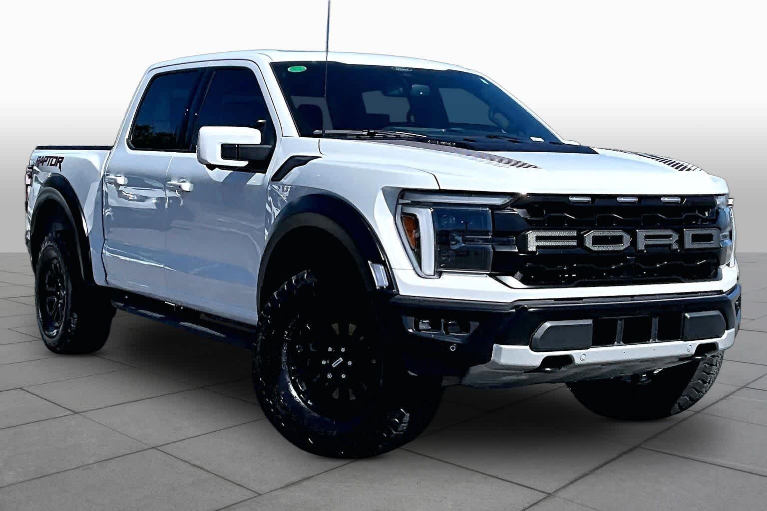 Used 2025 Oxford White Ford Raptor image 3